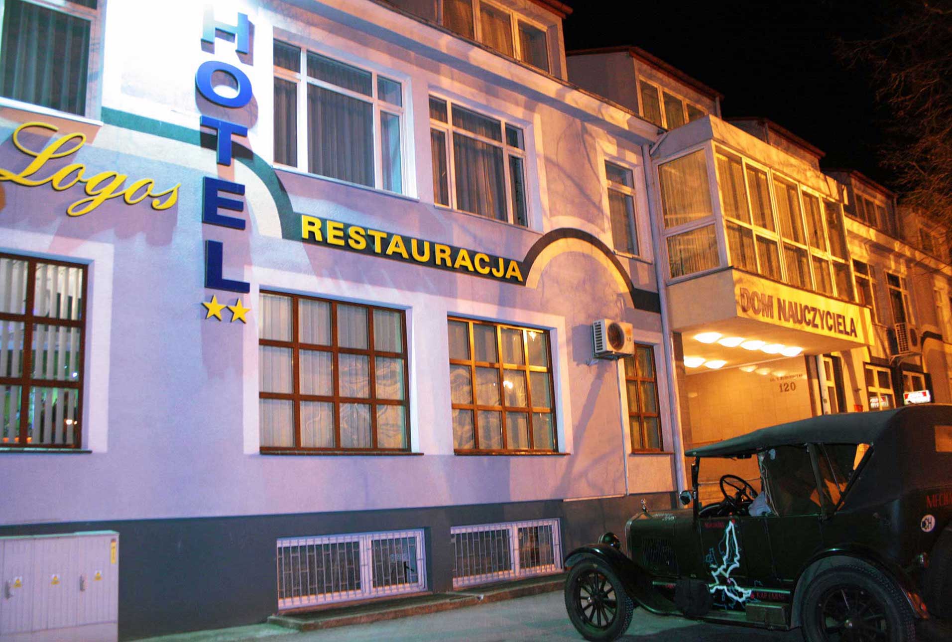 Hotel Suwałki huoneet majoitus ravintola konferenssi vapaa-aika Puolassa