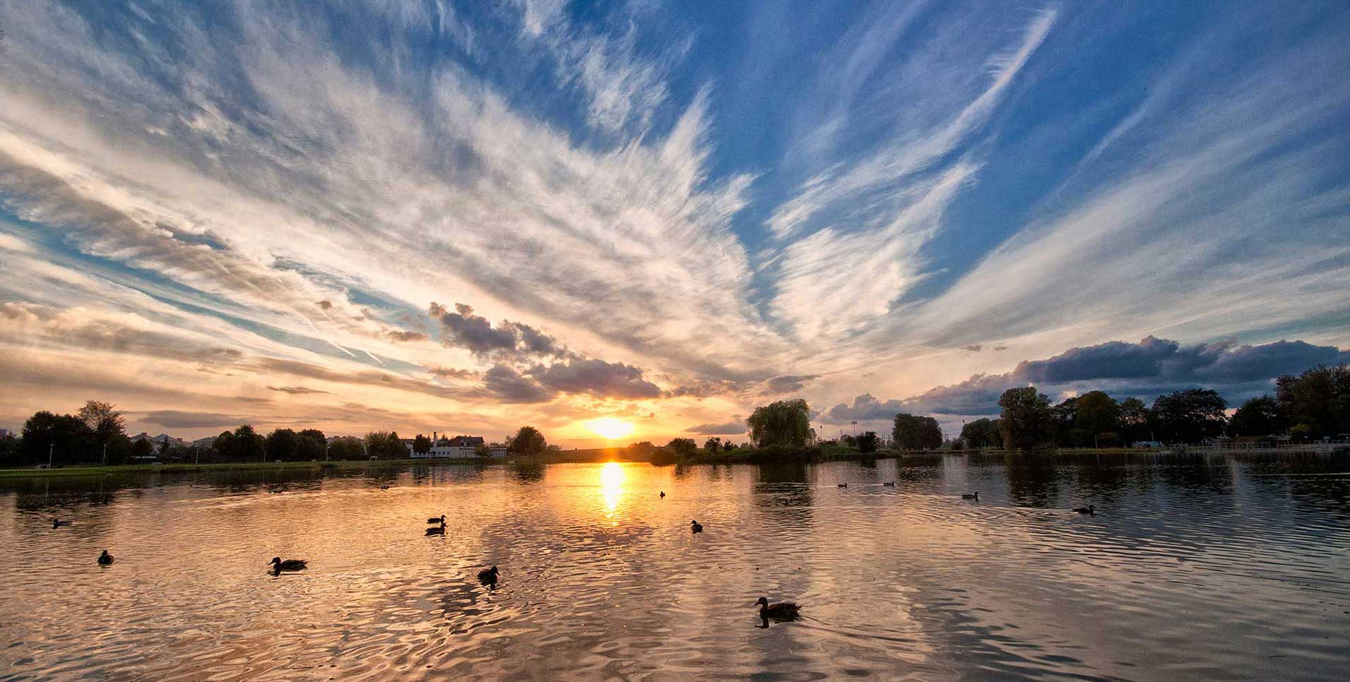Hotel Suwałki huoneet majoitus ravintola konferenssi vapaa-aika Puolassa
